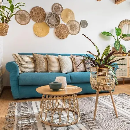 Alexandra's Center Iii Apartment